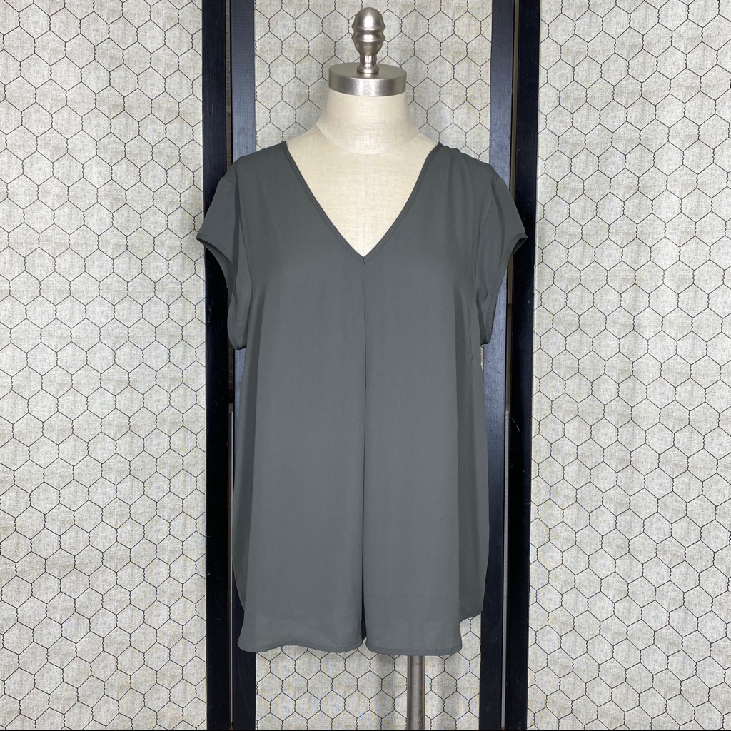 Halogen V-Neck Blouse